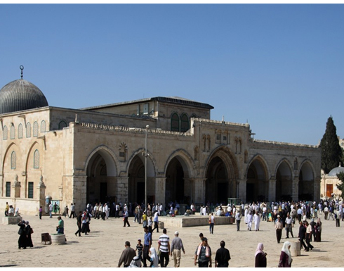 الشرطة الإسرائيلية تمنع أعضاء الكنيست من دخول الأقصى الشرطة الإسرائيلية تمنع أعضاء الكنيست من دخول الأقصى