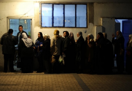 انتهاء التصويت بالمرحلة الأولى لاستفتاء الدستور المصري انتهاء التصويت بالمرحلة الأولى لاستفتاء الدستور المصري