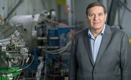 اختيار الدكتور طوقان عضوا بالأكاديمية الأميركية للآداب والعلوم