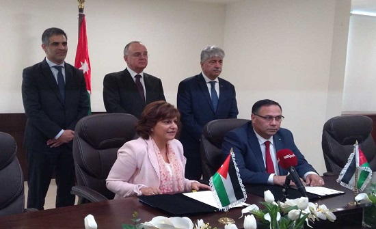 مذكرة تفاهم بين صندوق استثمار الضمان وهيئة التقاعد الفلسطينية مذكرة تفاهم بين صندوق استثمار الضمان وهيئة التقاعد الفلسطينية