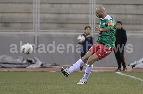 الجزيرة يكسب الوحدات في اعتزال سمرين