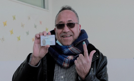 قرار بعد التمديد : إغلاق صناديق الاقتراع السابعة مساءً وبدء عملية الفرز