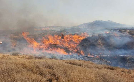 26 حريقا في محيط قطاع غزة