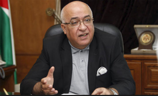 المعايطة يحاضر في كلية الدفاع الوطني المعايطة يحاضر في كلية الدفاع الوطني