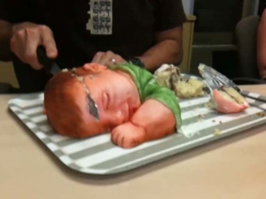 فيديو : كيكة على شكل طفل