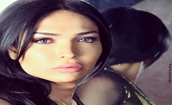 سامر بريطع " رجل بشكل انثى " يفوز بين الجامعيات بأفضل ماكياج – بالفيديو سامر بريطع " رجل بشكل انثى " يفوز بين الجامعيات بأفضل ماكياج – بالفيديو