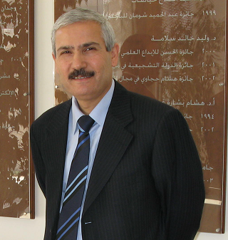 رئيس جامعة الأميرة سمية للتكنولوجيا يُلقي محاضرة تعريفية لطلبة الجامعة الجدد