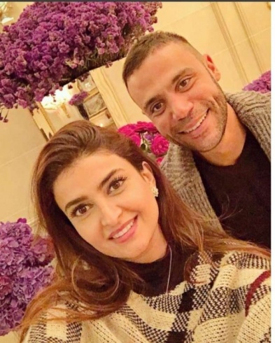بالصورة - محمد إمام يتغزل بمذيعة.. وهذا رد فعل الجمهور! بالصورة - محمد إمام يتغزل بمذيعة.. وهذا رد فعل الجمهور!