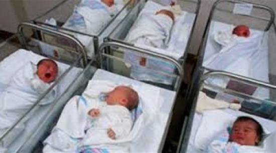 ثلاثينية تلد ستة توائم بصحة جيدة ثلاثينية تلد ستة توائم بصحة جيدة