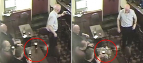 شاهد... شبح يكسر كوب زجاجي داخل حانة بإيرلندا