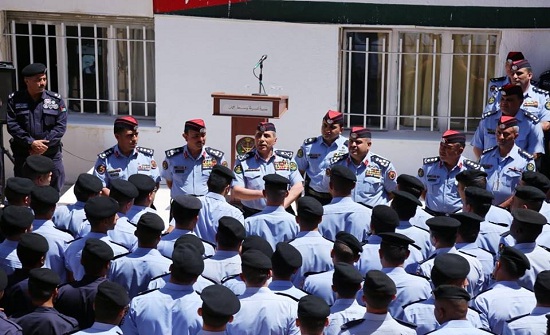 الحمود يزور قيادة امن اقليم العاصمة ومديرية شرطة وسط عمان الحمود يزور قيادة امن اقليم العاصمة ومديرية شرطة وسط عمان