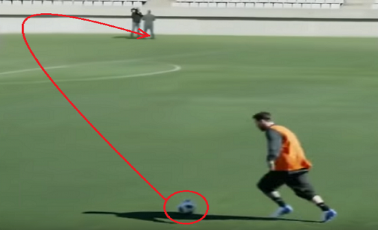 فيديو| ميسي يثبت مهارته الخارقة بهذه الركلة!