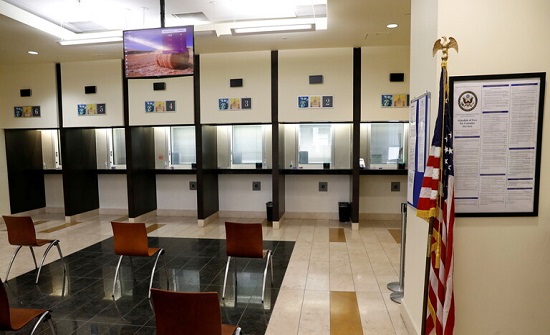 الولايات المتحدة تبدأ إخلاء سفارتها في كابول