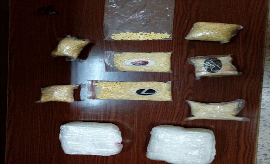 ضبط 5165 حبة كبتاجون و 6 كيلو مخدرات في البادية الشمالية ضبط 5165 حبة كبتاجون و 6 كيلو مخدرات في البادية الشمالية