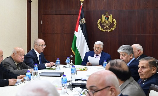 فلسطين تهدد بالتوجه للأردن تجاريا بدلا من إسرائيل.. هل تنجح؟ فلسطين تهدد بالتوجه للأردن تجاريا بدلا من إسرائيل.. هل تنجح؟