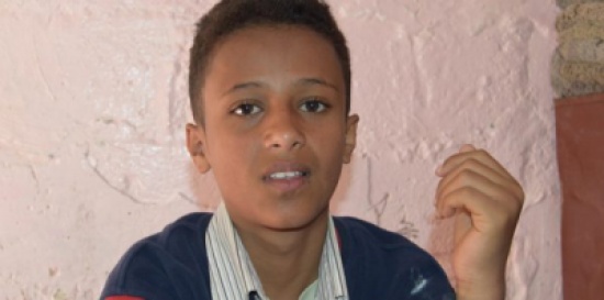 «شاهد» ظاهرة غريبة هي الأولى من ونوعها .. أنثى تتحول إلى ذكر في ذمار اليمنية!