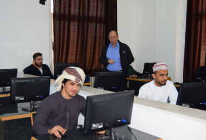 رئيس جامعة إربد الأهلية يتفقد قاعات امتحان الكفاءة الجامعية رئيس جامعة إربد الأهلية يتفقد قاعات امتحان الكفاءة الجامعية