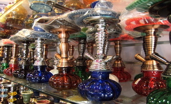 "السياحة" تدعو أصحاب منشآت تقدم خدمة الارجيله لتصويب أوضاعها