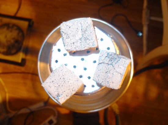 الأردن .. فتيات في الصفوف الأساسية يدخنّ الأرجيلة !