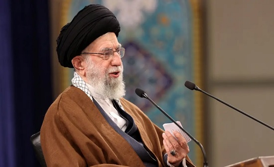 إيران تهدد.. "لن نقلص قوتنا الدفاعية ووجودنا بالمنطقة" إيران تهدد.. "لن نقلص قوتنا الدفاعية ووجودنا بالمنطقة"