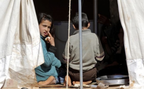 صحيفة : فلسطينيو سوريا بالأردن يُخفون جنسيّتهم خوفاً من طردهم صحيفة : فلسطينيو سوريا بالأردن يُخفون جنسيّتهم خوفاً من طردهم