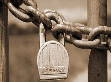 عجلون : إغلاق 21 محلا تجاريا وإنذار 557 منذ بداية العام