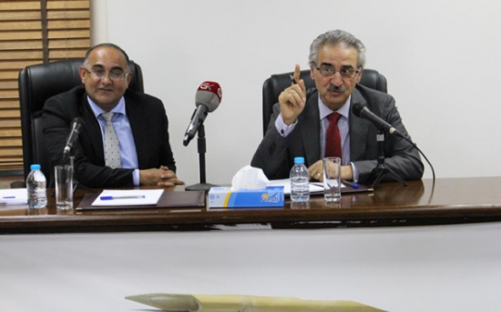 محاضرة بمعهد الاعلام عن دور الاعلام في حركة التحرير الكردستاني