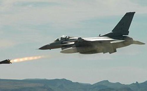 السفير السوري في لبنان:  نملك قرار " المفاجأة في الرد  " على الغارة الاسرائيلية