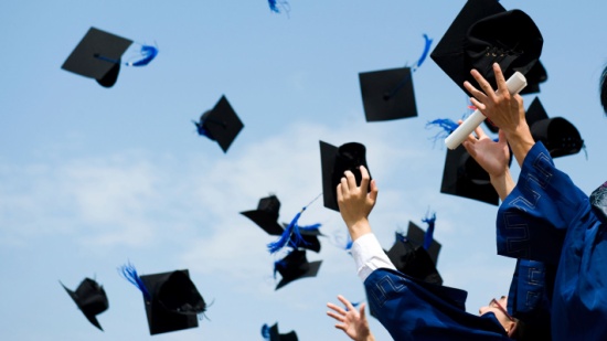 خمس الاردنيات يحملن شهادات جامعية خمس الاردنيات يحملن شهادات جامعية