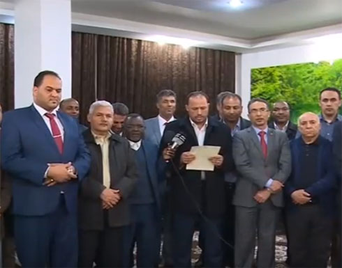 100 نائب ببرلمان طبرق يمنحون الثقة لحكومة الوفاق الوطني الليبية (فيديو) 100 نائب ببرلمان طبرق يمنحون الثقة لحكومة الوفاق الوطني الليبية (فيديو)