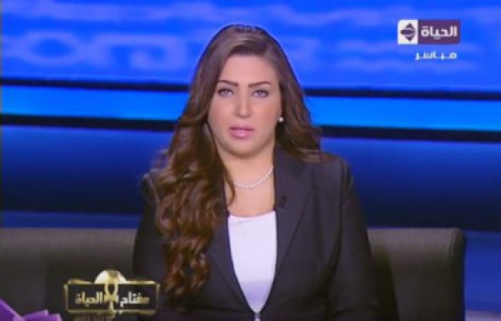 فيديو: مذيعة مصرية تستضيف تمساحاً على الهواء! فيديو: مذيعة مصرية تستضيف تمساحاً على الهواء!
