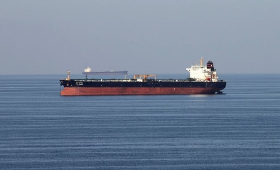 فوكس نيوز: الحرس الثوري احتجز مؤقتاً سفينة صينية بمضيق هرمز