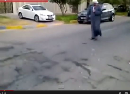 سعودى يمزح مع صعيدى شاهد النتيجة