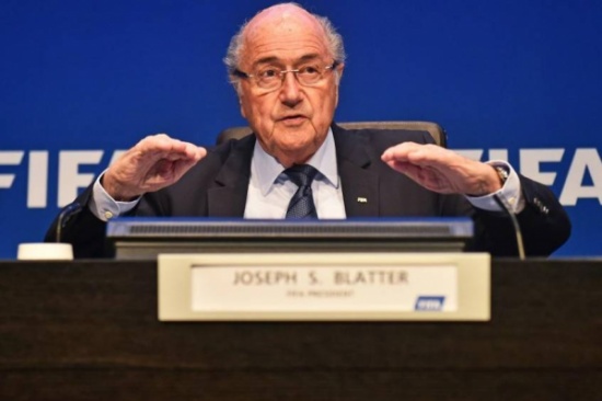 بلاتر: لو كانت أمريكا فازت بمونديال 2022 عوضاً عن قطر لما ظهرت أي مشاكل بالفيفا بلاتر: لو كانت أمريكا فازت بمونديال 2022 عوضاً عن قطر لما ظهرت أي مشاكل بالفيفا