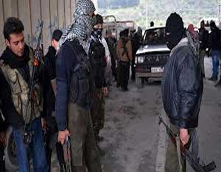 اقتحام مبنى "الأمن السياسي" في دير الزور وتحرير أسرى