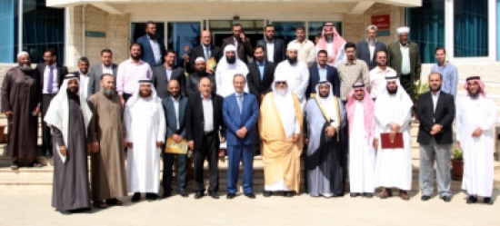 الخطيب يدعو إلى توحيد الرؤية في الحكم على الحديث الشريف