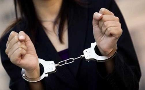 "خادمة اردنية" تسرق 4 ملايين جنيه في مصر