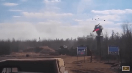 شاهد..كتيبة روسية تنجو من الموت خلال التدريبات العسكرية