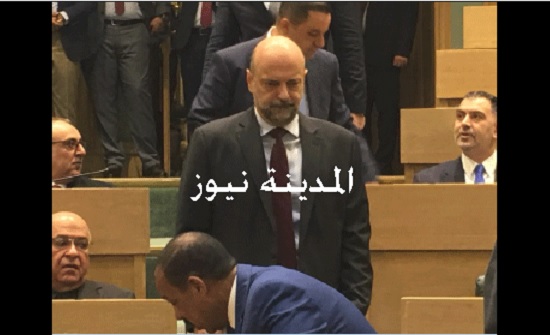 الرزاز: الحزمة الرابعة تأتي من منطلق تعزيز جودة الخدمات .. تفاصيل الرزاز: الحزمة الرابعة تأتي من منطلق تعزيز جودة الخدمات .. تفاصيل