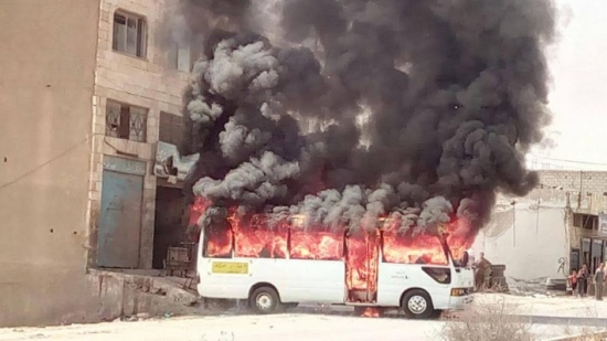 بالصور : اشتعال حافلة ركاب في الهاشمية بشكل كامل بالصور : اشتعال حافلة ركاب في الهاشمية بشكل كامل