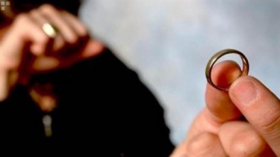 "مافيش نخوة"..  فبرك فيلما إباحيا لزوجته مقابل التنازل عن حقوقها