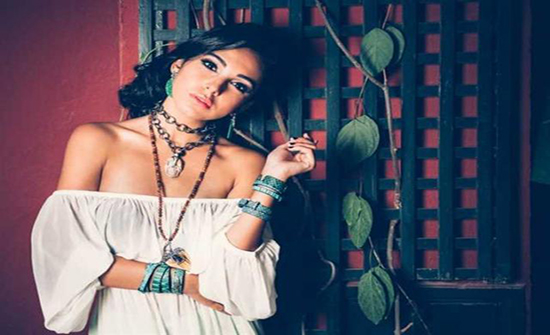 شاهد: سلمى أبو ضيف.. قصتها مع التحرش وتعرضها للهجوم بسبب علاقتها مع إيمانويل أرنوت شاهد: سلمى أبو ضيف.. قصتها مع التحرش وتعرضها للهجوم بسبب علاقتها مع إيمانويل أرنوت