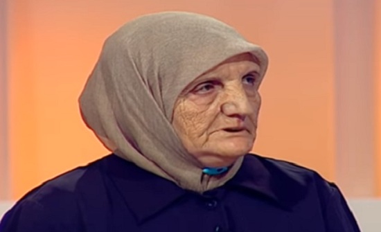 بالفيديو .. في عمر ال70 طلقها زوجها