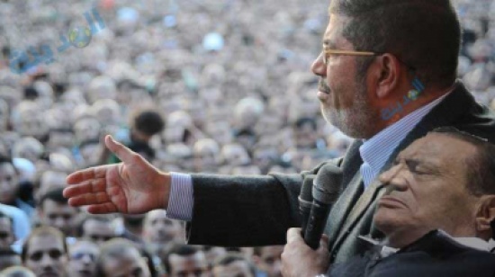 مبارك يدعو الشعب المصري للالتفاف حول مرسي مبارك يدعو الشعب المصري للالتفاف حول مرسي