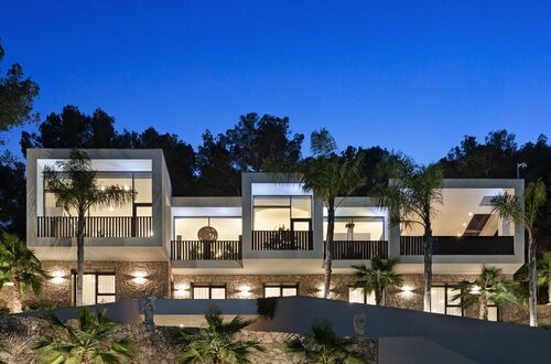 Contemporary villa with Balinese flair