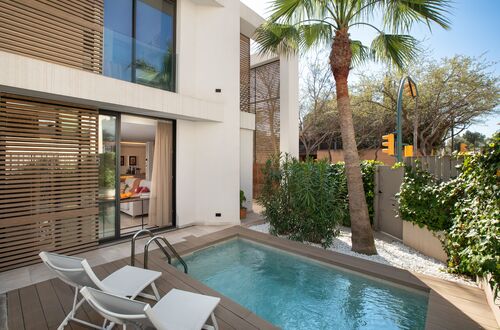 Spectacular single-family home in Son Armadams