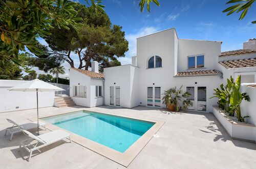 Mediterranean renovated modern villa with sea-view roof terrace