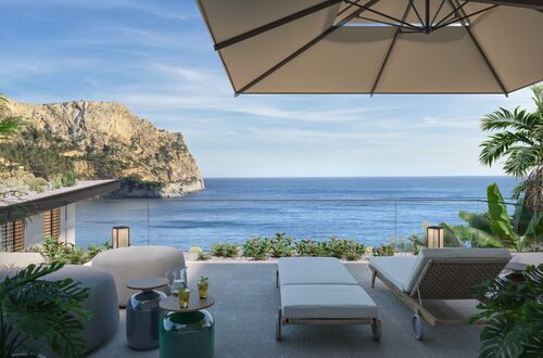 Building plot in second sea line with submitted planning application