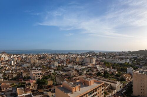 Light, views and potential in one of Palma's most sought-after neighbourhoods