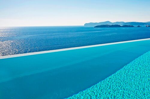 First sea line in Port Adriano / El Toro: Building plot with unobstructable sea views